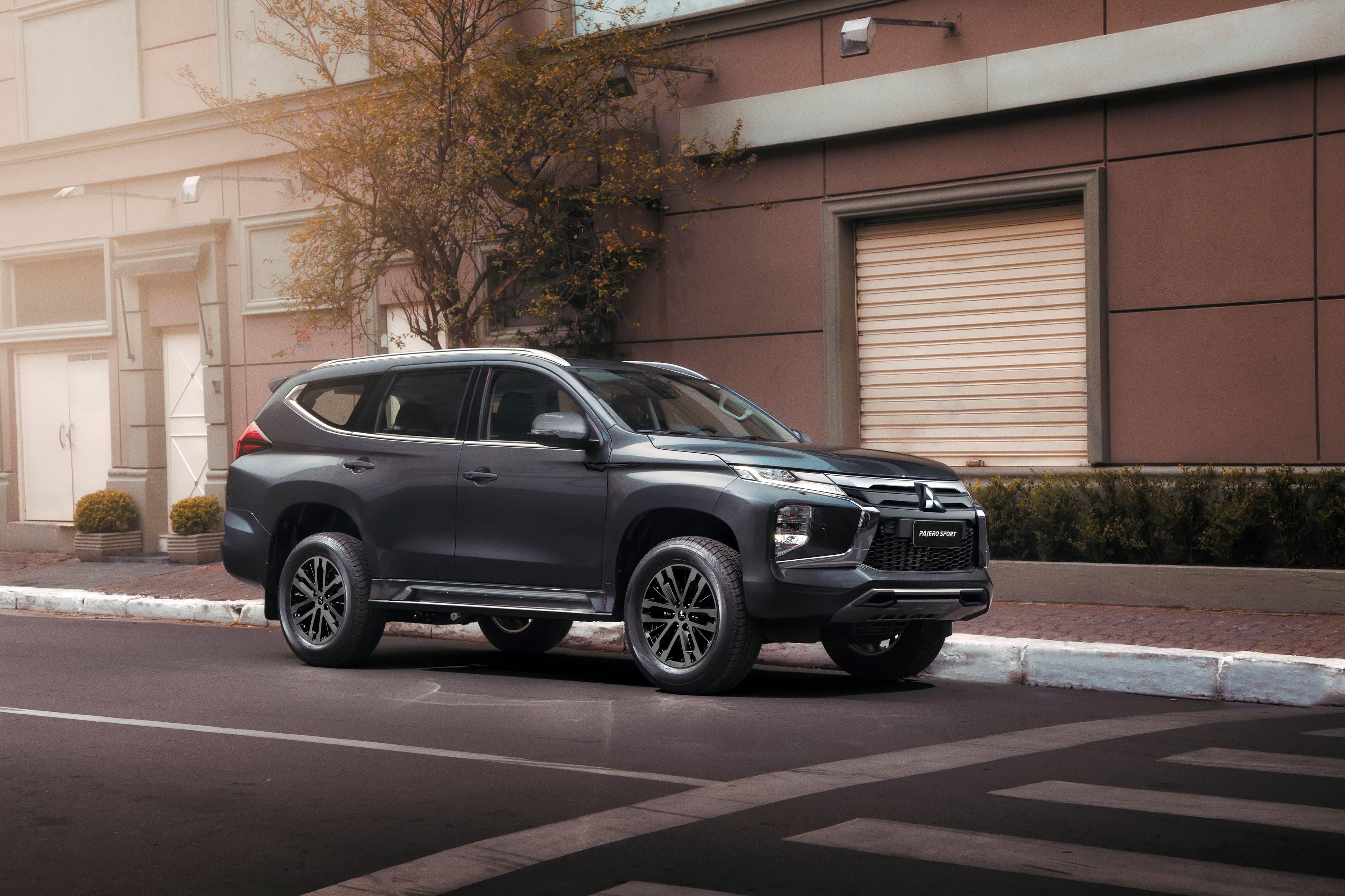 Mitsubishi Motors reformula linha Pajero Sport 2024 com a introdução da versão Legend, topo de linha da marca no Brasil 