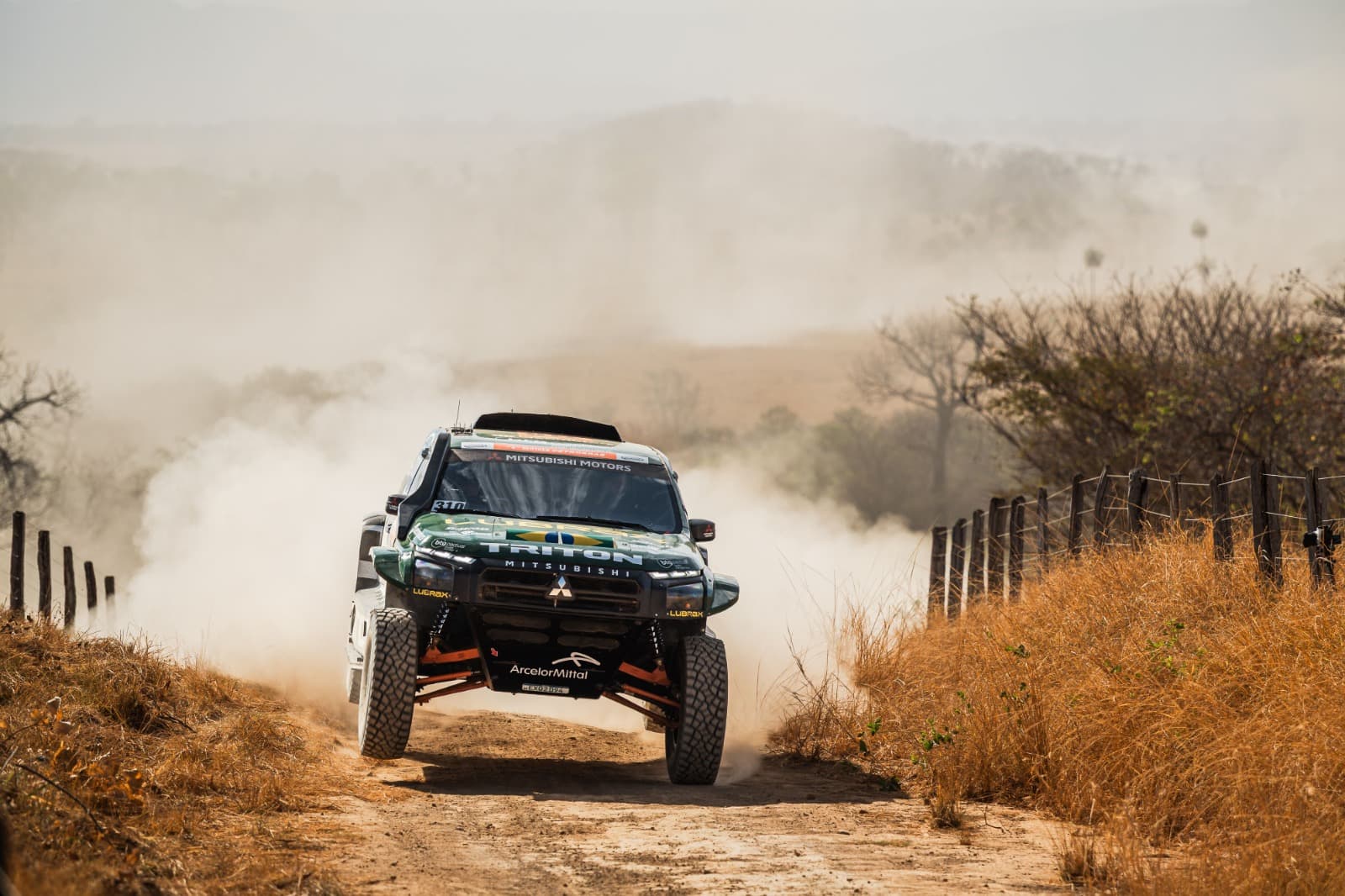 Mitsubishi Spinelli Racing mantém Ultimate e Katana R no Top 4 de suas categorias no Sertões Petrobras; L200 Evolution lidera a Classic