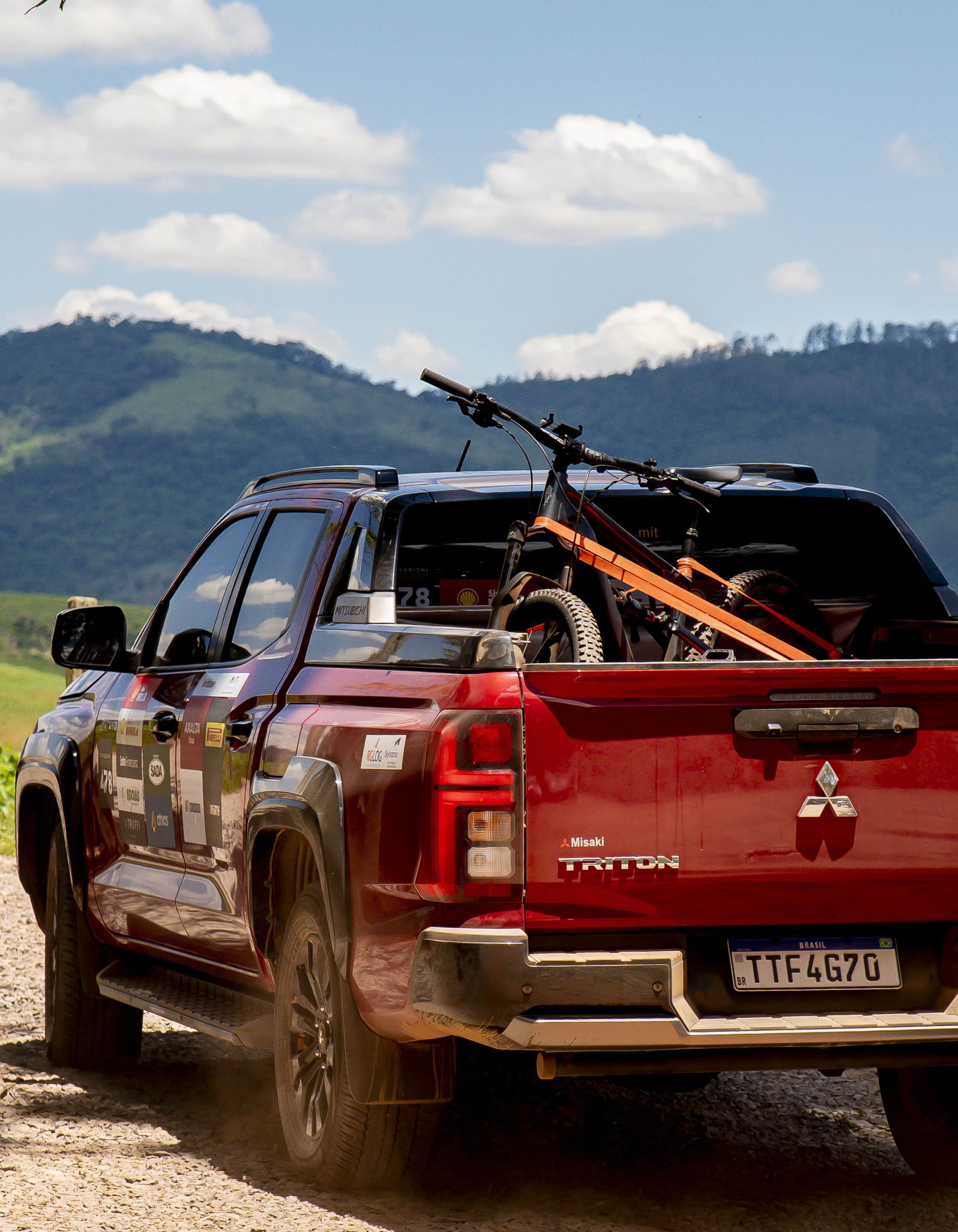 Mitsubishi Outdoor