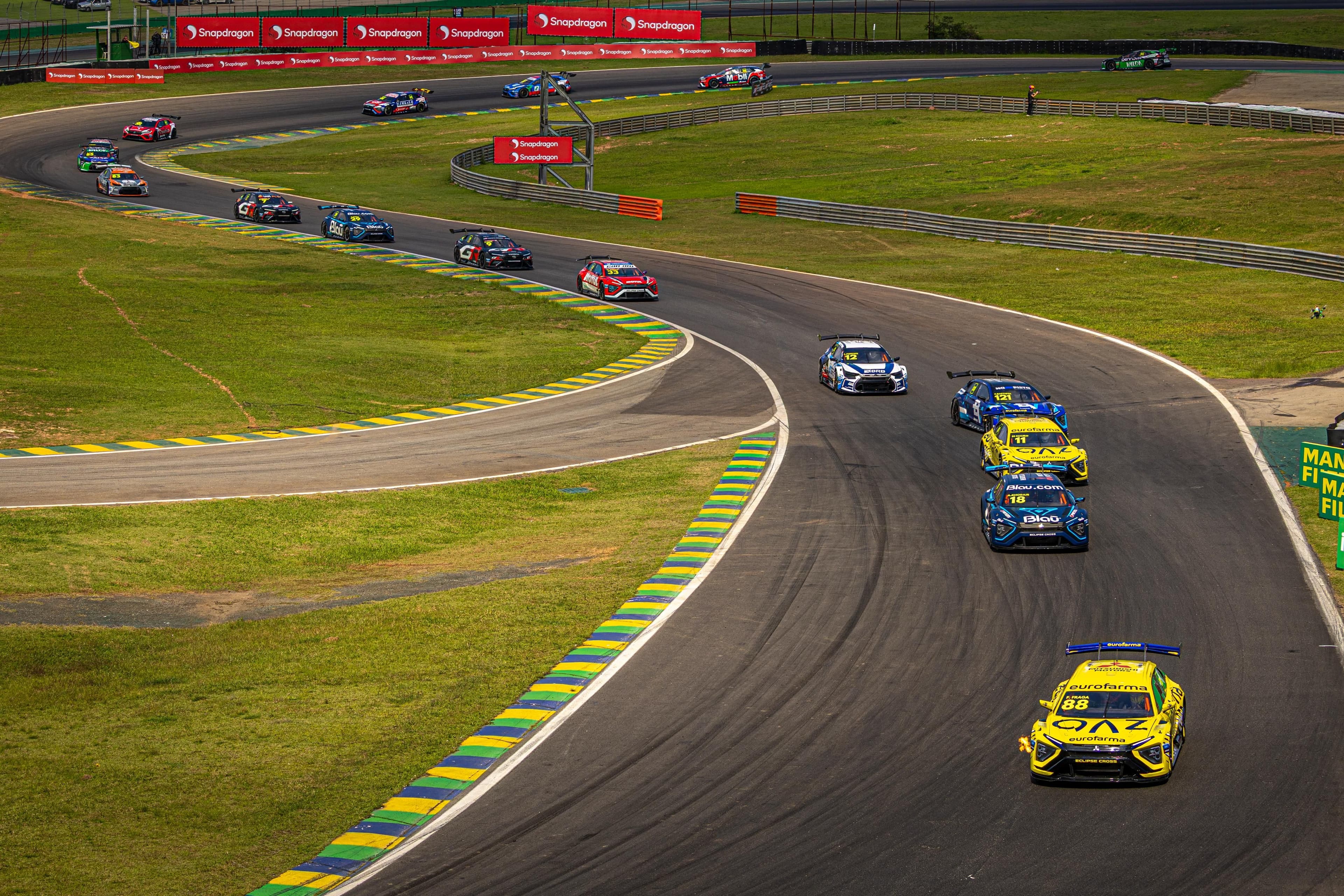Prestes a completar 50 corridas na Stock Car, Mitsubishi Motors faz sua estreia em Cascavel